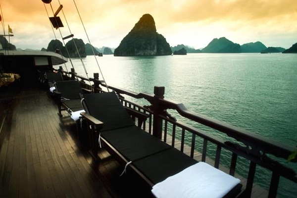 5 best cruises in Halong Bay
