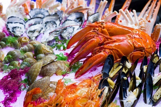 5 places to enjoy seafood in Halong Bay
