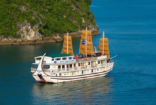 Gray Line Cruise on Halong Bay