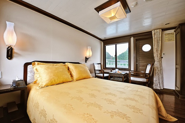 Deluxe Cabins