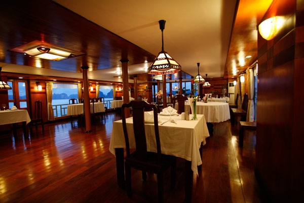 Halong Emotion Cruise's Restaurant