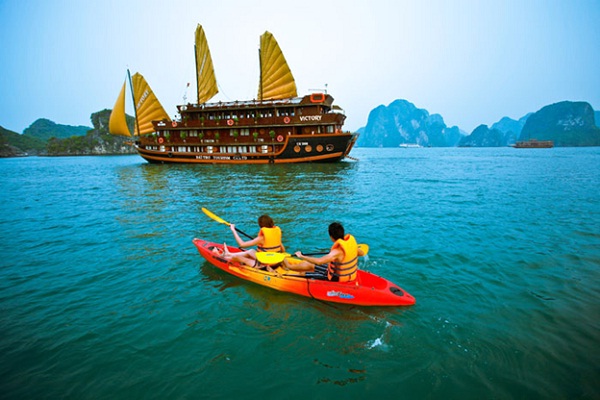 A glimpse on Halong Bay’s beauty