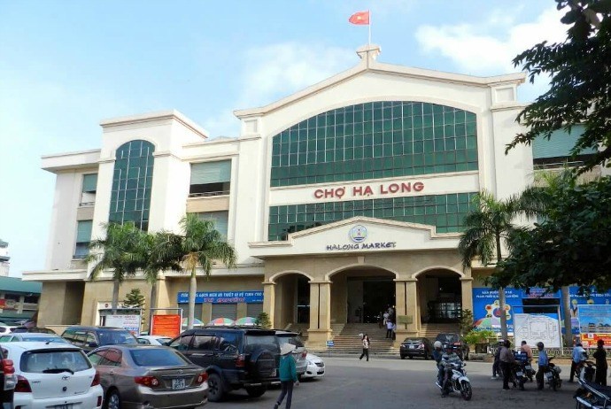 Halong-market