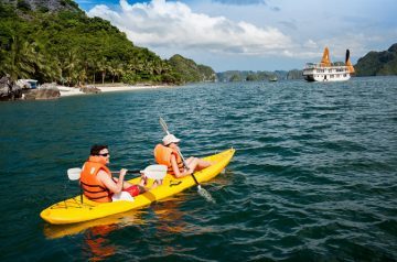 Halong Bay cruise – best ideal for honeymoon couple