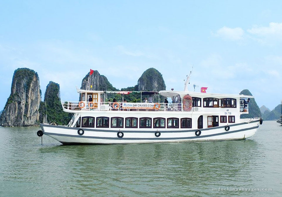 How to pick a Halong Bay Overnight cruise?