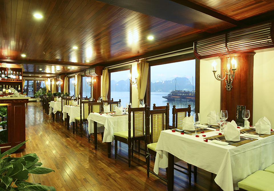 Indochina Sails Premium Lounge 3