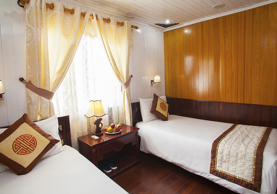 Halong Lavender Cruise double room 1
