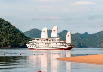 Signatures Halong Cruise overview