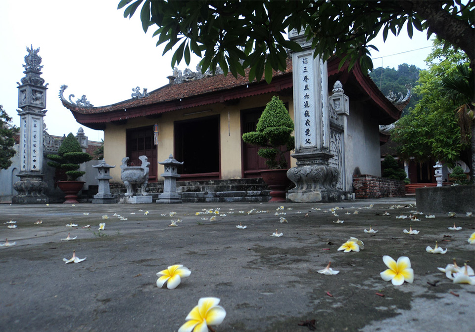 Canh Huong Pagoda