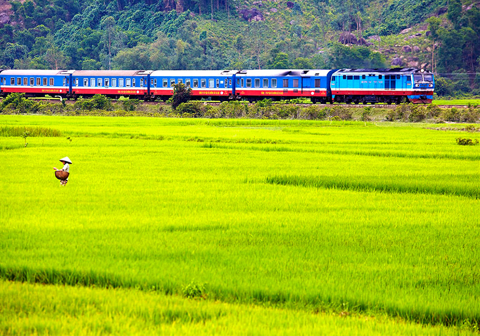 Train to Sapa